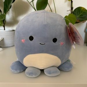 Squishmallows Violet the Octopus Heart Cheek 8” NWT